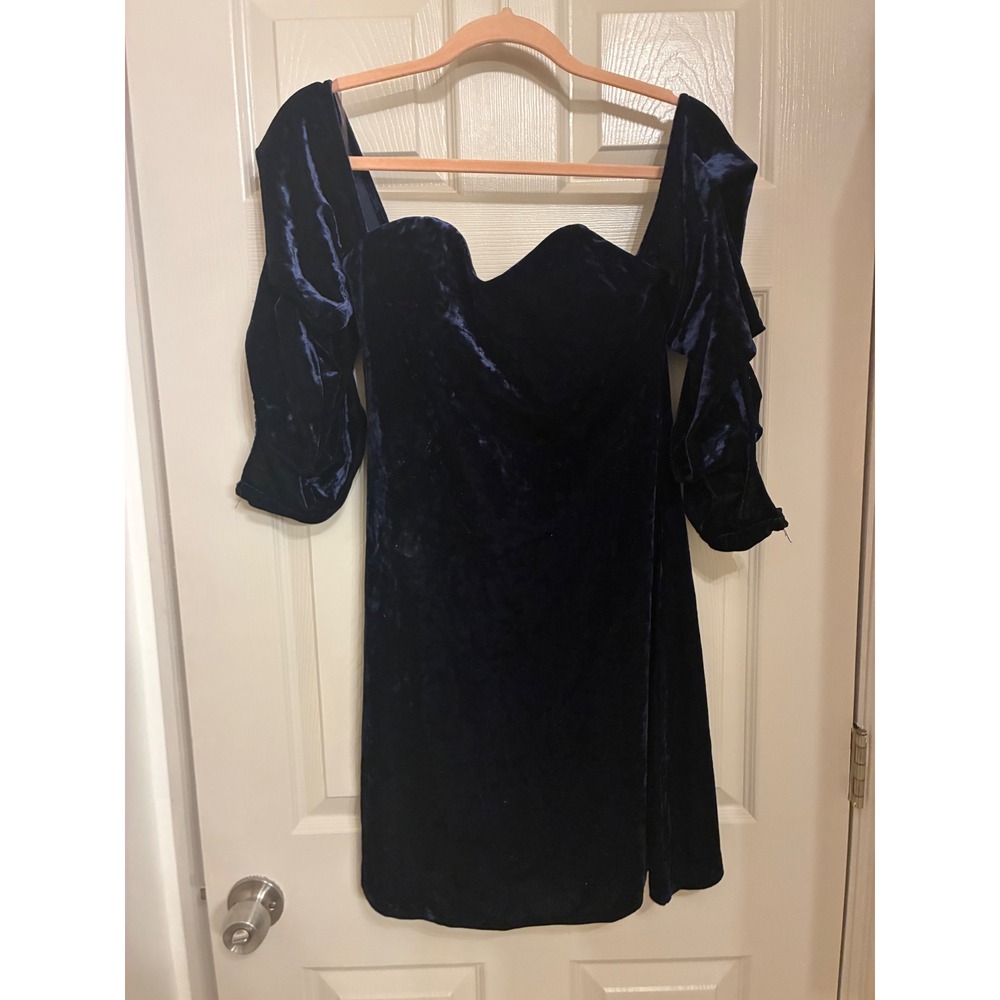 Romeo + Juliet Couture Navy Blue Velvet Off Shoulder Sweetheart Mini Dress M